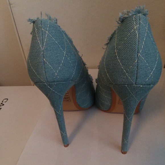 Shoe Republic Denim  Pointed Toe Quilted Heels - Picture 4 of 6